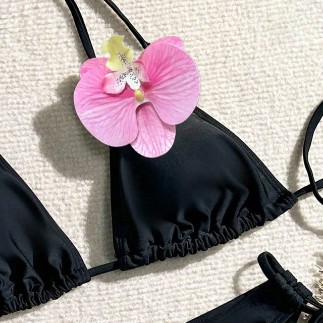 Black 3D Floral Decor Bikini for Beach Party Wear Exporter