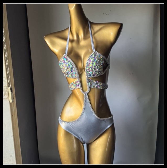 Deep V Neck Carnival Clothes with Sewing Crystals Exporter
