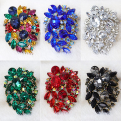 10 Colors Leaf Shaped Rhinestone Brooches in Bulk Wholesale