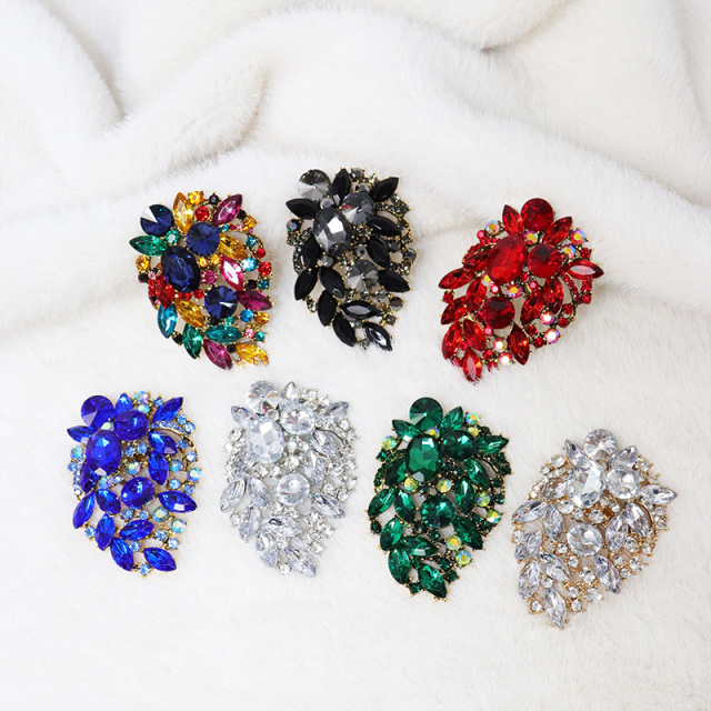 10 Colors Leaf Shaped Rhinestone Brooches in Bulk Wholesale