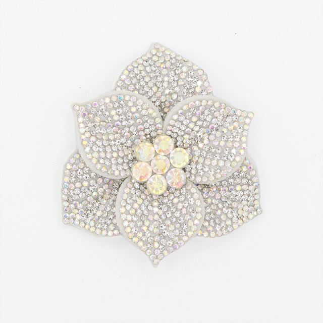 6.6*7.2cm Shiny Sequin Flower Applique for Clothing Supplier