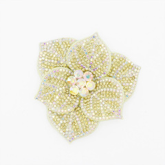 6.6*7.2cm Shiny Sequin Flower Applique for Clothing Supplier