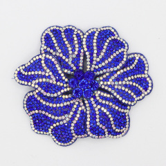 8*7.6cm 3D Bedazzled Flower Appliques for Clothes Supplier