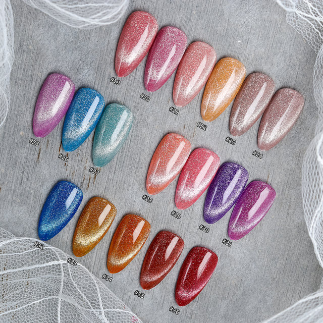 Brocade ice crystal cat eye base gel