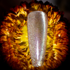 Aurora ice crystal cat eye