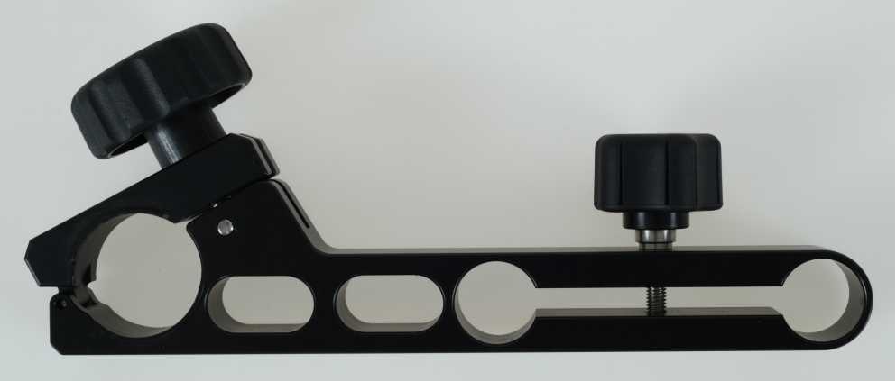 Three-pipe connector-B