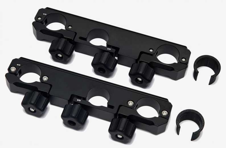 Three-pipe connector