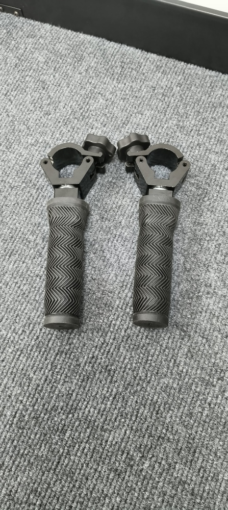 Factual Pushing handles one pair used on CROWNYING,CROWNYING-SE and all 32mm pole camera carts