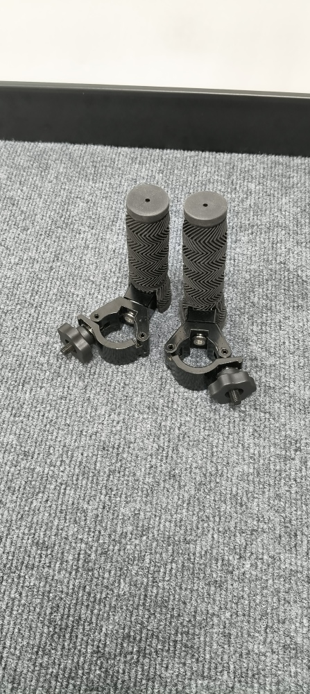 Factual Pushing handles one pair used on CROWNYING,CROWNYING-SE and all 32mm pole camera carts