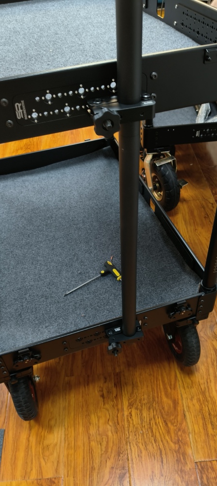 SR INSCINEVATIVE φ 28-32 two secotor adjustable lighting pole for monitor and Crownying Series Camera Carts