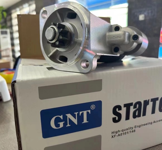 YANMAR YM9T 4TNV94 IN BOSCH Starter 52990B-77010, 52990B77010, SED26-102, SED26102