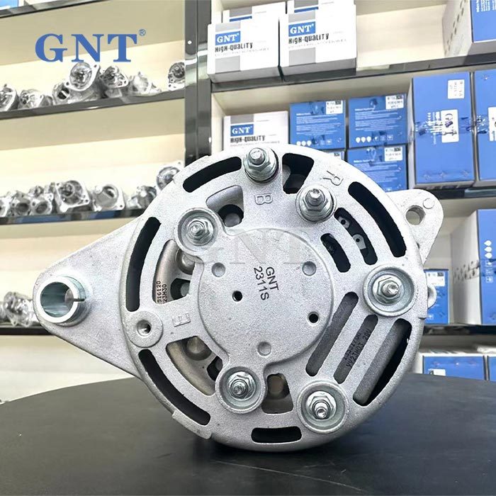 GNT Factory Whoelsale Alternator for KOMATSU PC100-5 ENGINE 0330006511,0330005840, 0330005850, 0330005880, 0330006580, 0334112850