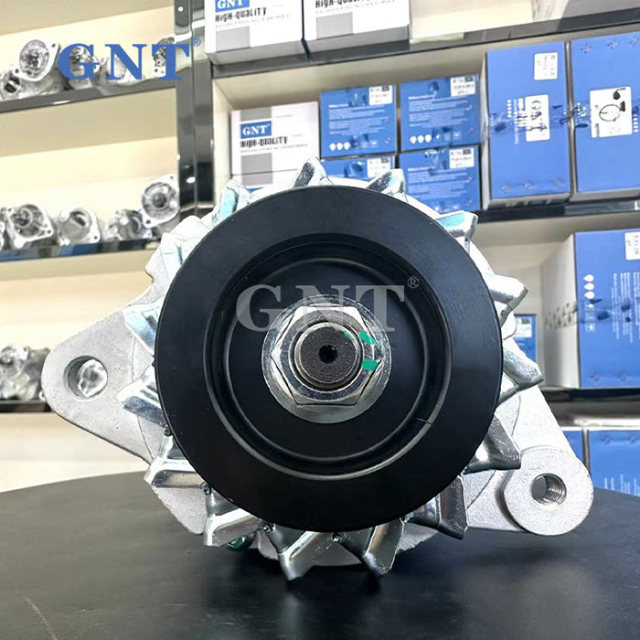 GNT Factory Whoelsale Alternator for KOMATSU 4D102 9PK ENGINE 0330006511,0330005840, 0330005850, 0330005880, 0330006580, 0334112850