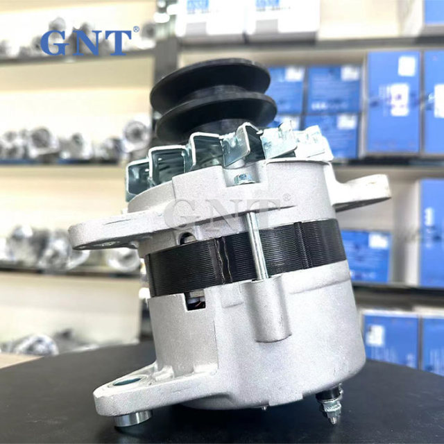 GNT Factory Whoelsale Alternator for KOMATSU PC200-2 ENGINE 0330006511,0330005840, 0330005850, 0330005880, 0330006580, 0334112850