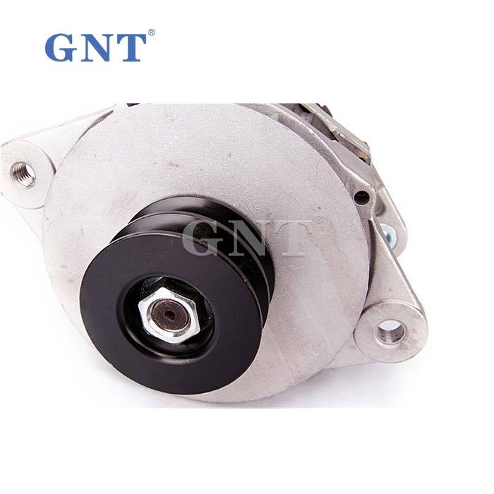 Wholesale 24V 60A High quality Alternator for HYUNDAI R220-3 DOOSAN P1146 Engine 25026006, 25026006C, RK390045, RK39005