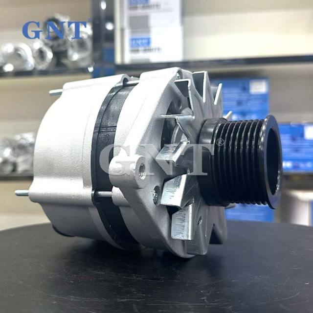 BOSCH Alternator for JOHN DEERE 640E Skidders 11201727, 11201875, 11203159, 11203268, 11203660, 11204396, AAK1815