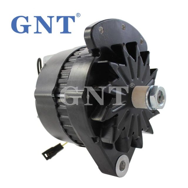 Alternator compatible with CT4-114 V1902 KUBOTA DIESEL 300030600 300030602 300030603 300030604 300030605 300035100 300035102