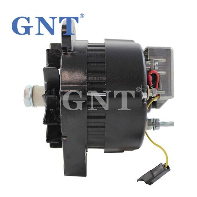Alternator compatible with CT4-114 V1902 KUBOTA DIESEL 300030600 300030602 300030603 300030604 300030605 300035100 300035102