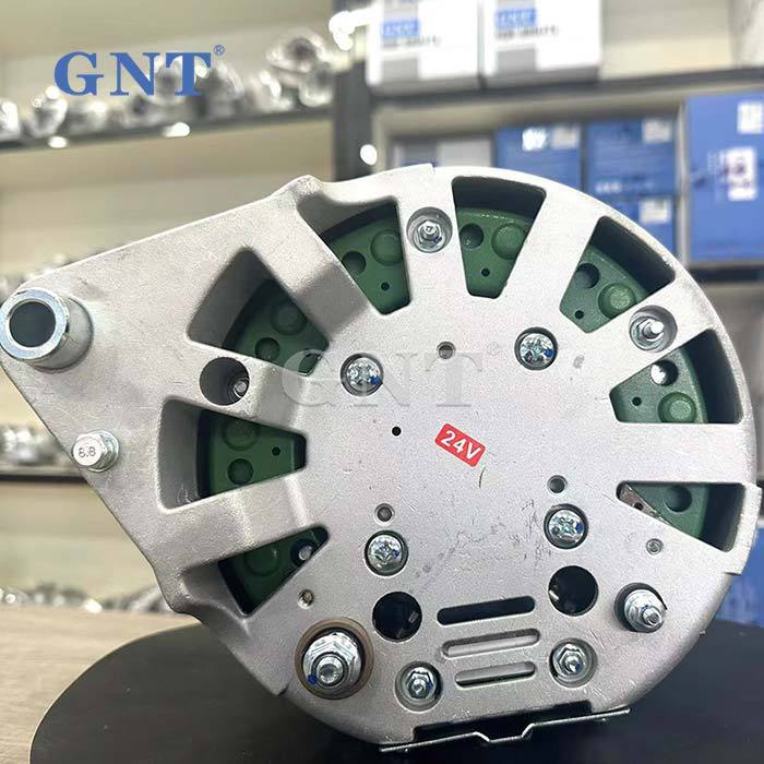 Whoelsale High quality Alternator for KOMATSU WA380-6 ENGINE 0-35000-8572, 0-35000-8573, 0-35000-8574, 0-35000-8610, 0-35000-8640