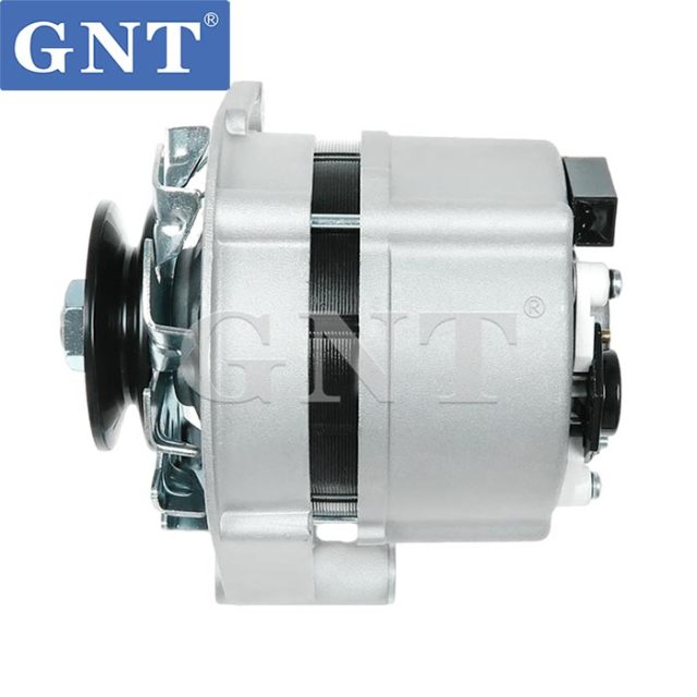 12V 33A Alternator compatible with CASE 554 321 Engine 01163985 01171617 01177481 1163077 1163985 29281218 3218239EX 3138942R91 3218239R91