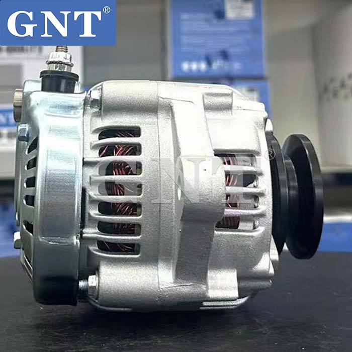 12V 40A Alternator compatible with KUBOTA D1105 V1505 Engine 1963064010 1963064014 1G88264013 1K57464015 1K57464016