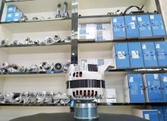 24V 90A Alternator compatible with VOLVO D11C370 Engine A004TR5391 A004TR5391ZT A004TR5393 A4TR5391 A4TR5391ZT A4TR5393 861078 861291 21041752 5001867214 5010589305 7420842441