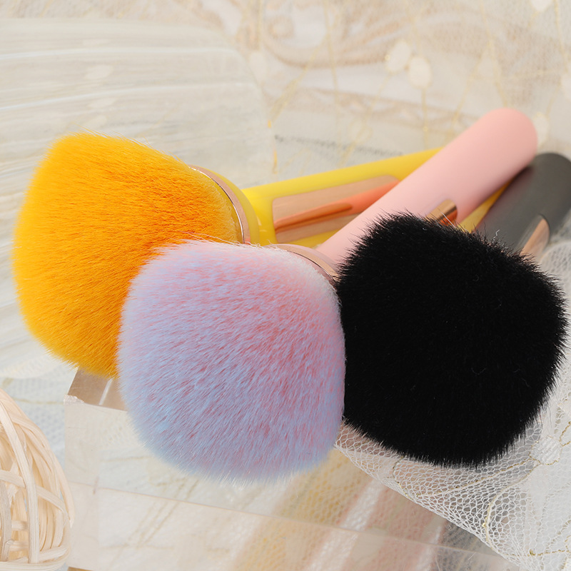 Manicure Nail Dusting Brush Cleaning Tools Cosmetic Make-Up Long handle Brush Tools (B014)