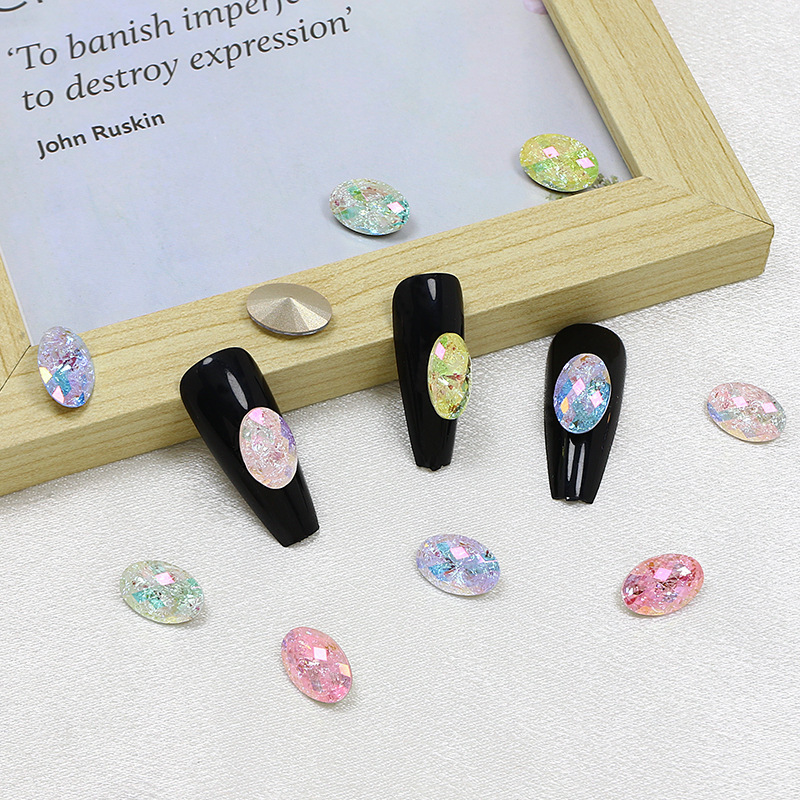 Customized Nail Art Rhinestones Glass Sharp Bottom Firework Gem Stones (D131)
