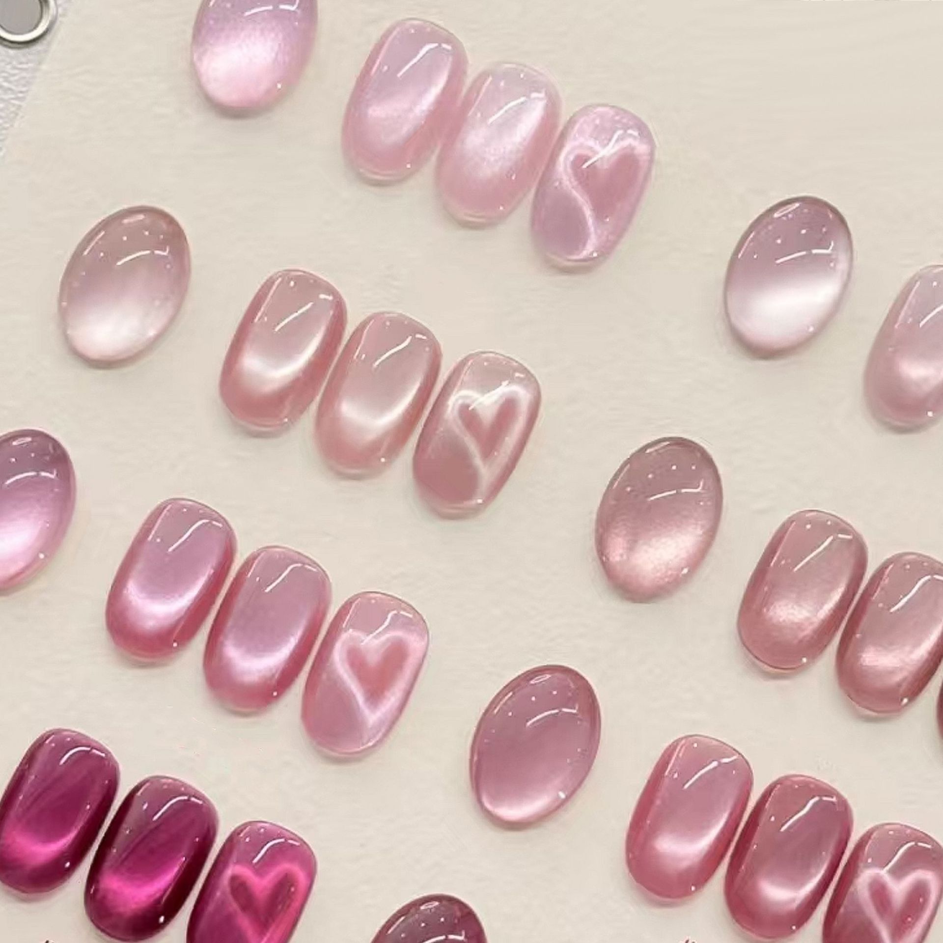 Cat Eye 3D Heart Shaped Creator Love Shapes on Nails Nail Art Accessories Tools Manicure Wholesale Suppliers (M06)