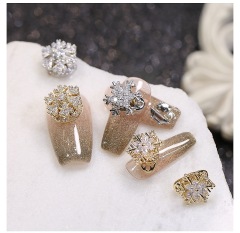 Rotating Snowflake & Lucky Charm 5D Nail Art Decorations – DIY & Salon Nail Design​ (D132)