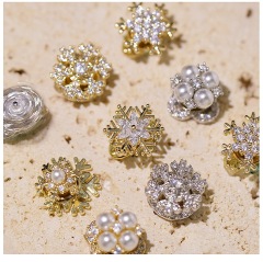 Rotating Snowflake & Lucky Charm 5D Nail Art Decorations – DIY & Salon Nail Design​ (D132)