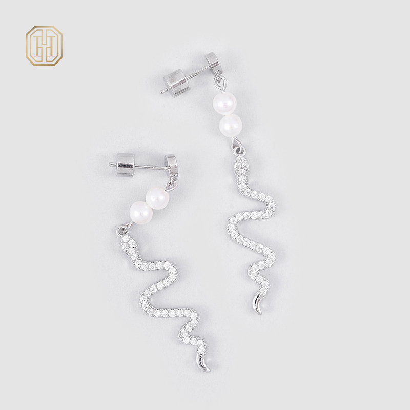 Original handmade natural pearl earrings by OHGG-OHGRN24063