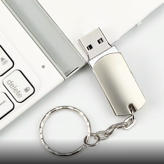 Rahonix 360° rotating metal USB drivesolid state drive