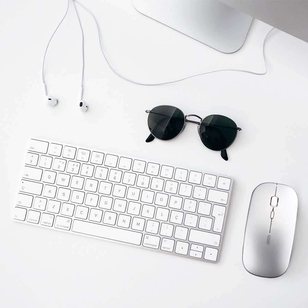 Wireless Bluetooth Mouse,Rechargeable Mouse(BT5.2 & 3.0) with Silent Click, 3-Level DPI Portable Mouse for Laptop, Computer(Silver)