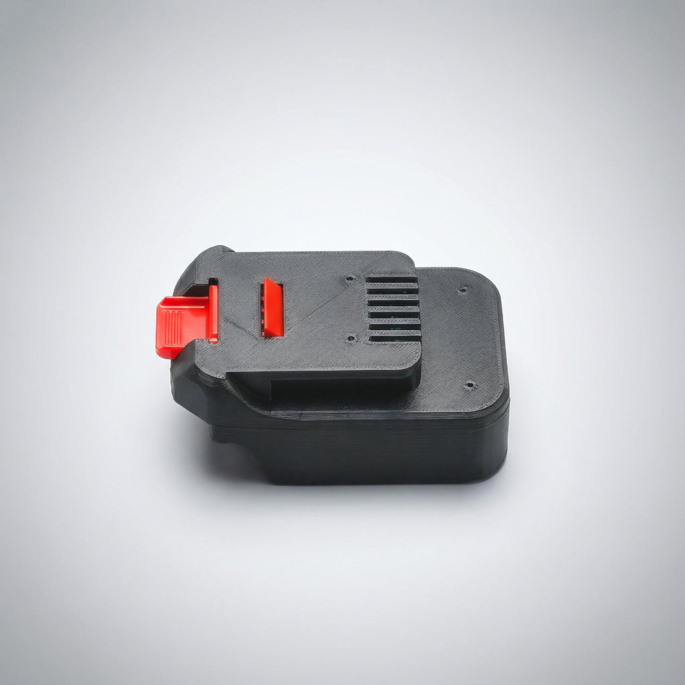 1x Adapter for Makita 18v LXT Li-Ion Battery to MacNaught 18V Pump or Powergun Grease Gun - Built-in low-voltage protection BMS