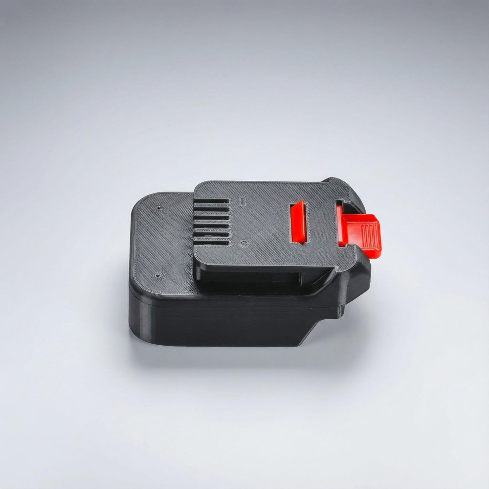 1x Adapter for Makita 18v LXT Li-Ion Battery to MacNaught 18V Pump or Powergun Grease Gun - Built-in low-voltage protection BMS