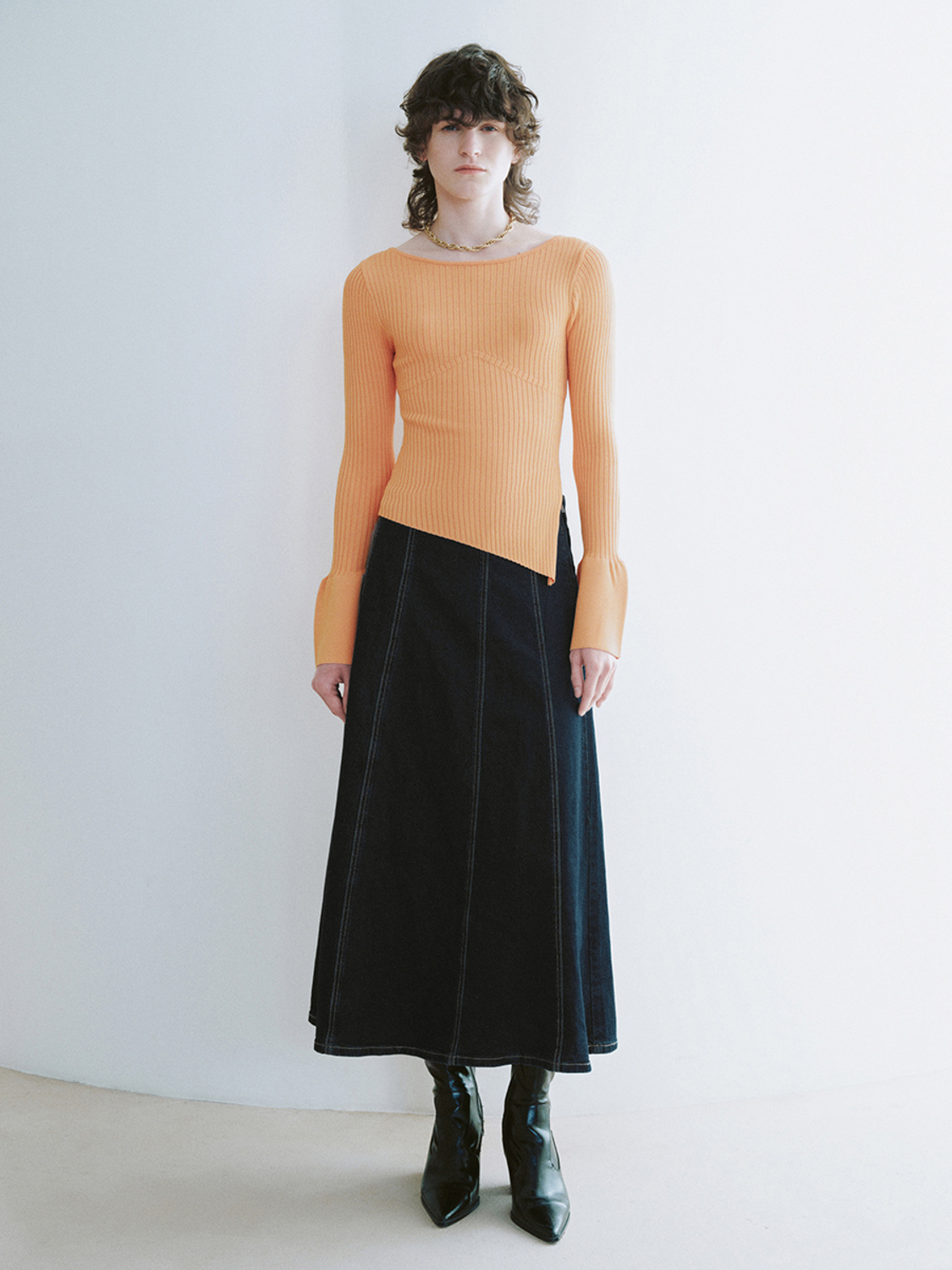 Women's long sleeve knitwear