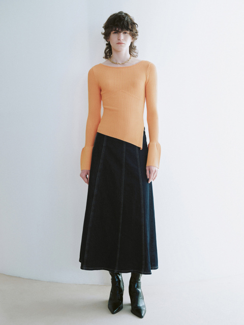 Women's long sleeve knitwear