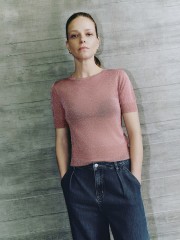 Women's short-sleeved knitwear