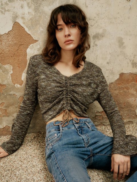 Women's pleated knitwear