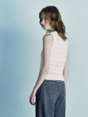 Supply Sleeveless cropped knitted crewneck top