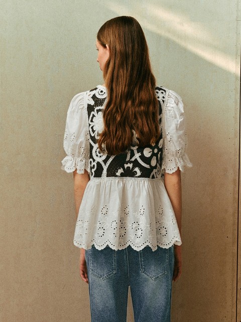 Women's hollow knitwear