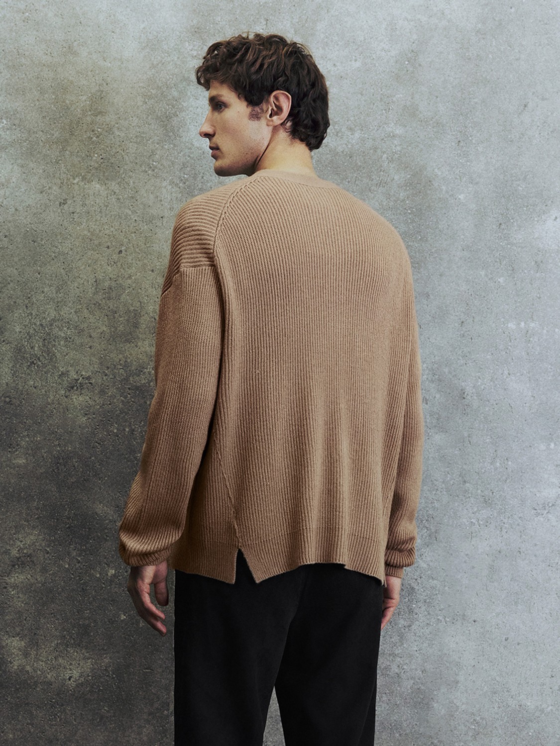 Men's knitted cardigan