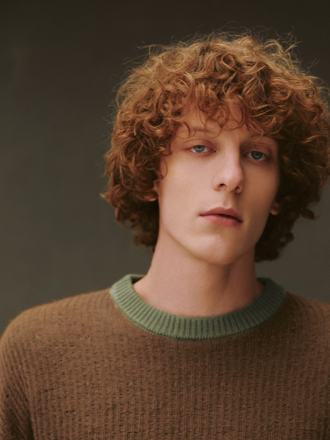 Men's contrasting knitwear