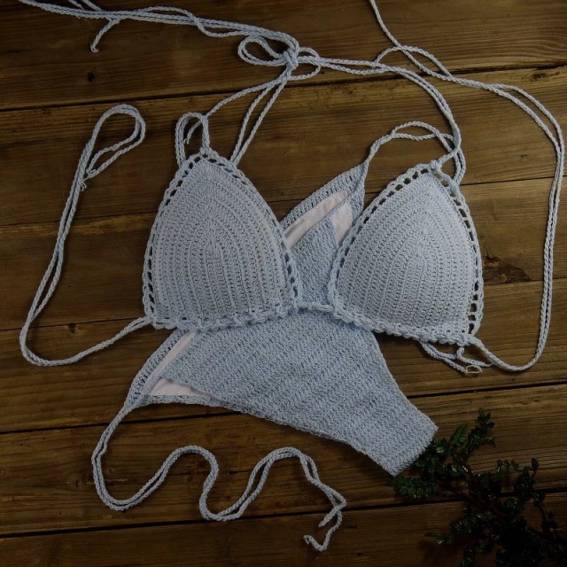 Sexy beach vacation bikini strappy hand-knitted knitted bikini set for women