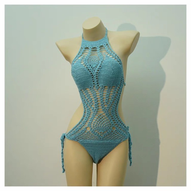 Short knit halter sexy U-neck hollowed-out split dress hot spring beach cover skirt swimsuit bikini skirt