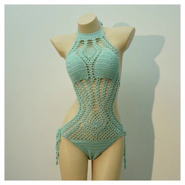 Short knit halter sexy U-neck hollowed-out split dress hot spring beach cover skirt swimsuit bikini skirt