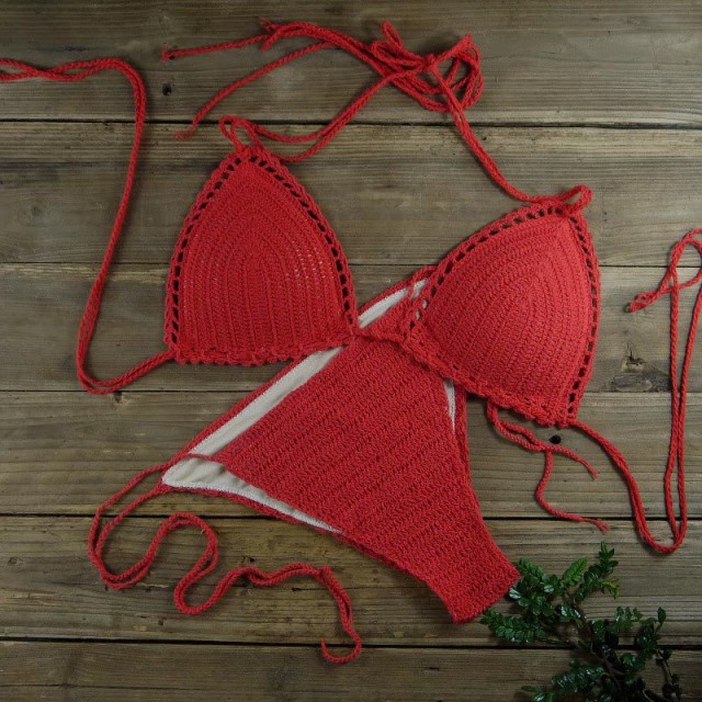 Sexy beach vacation bikini strappy hand-knitted knitted bikini set for women