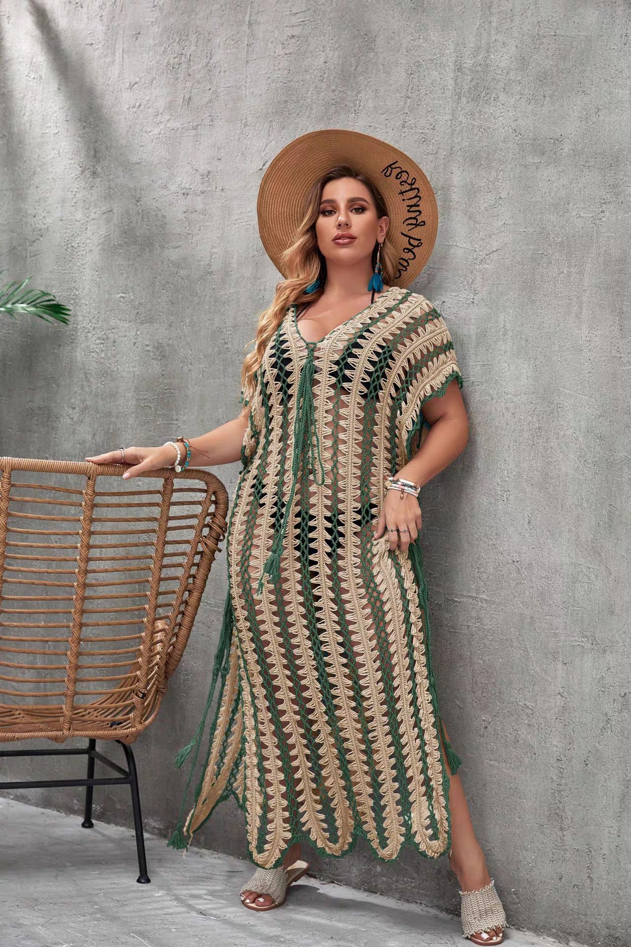 Plus size new beach long dress hand hook hollow-out sexy matching color sunscreen smock knitted bikini smock