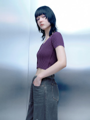 JUBAODI Women's contrasting striped knitwear